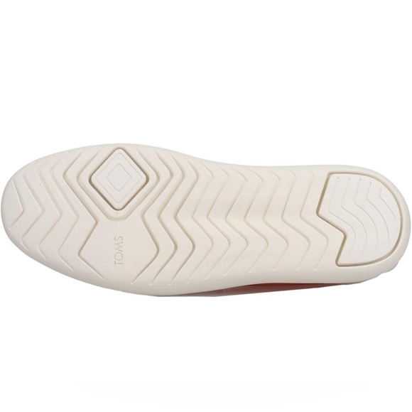 🥳HP🥳NWT TOMS Tea Rose Repreve Matte Woven/Faux Fur Slip On - Picture 4 of 5